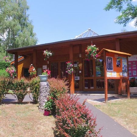 Vvf Aubrac Hotel Chaudes-Aigues Ngoại thất bức ảnh